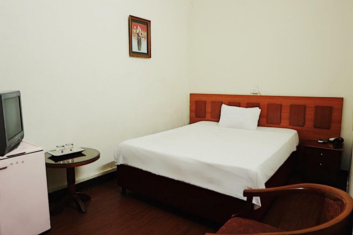 Hanoi Golden Moon Guest House & Travel Ngoại thất bức ảnh